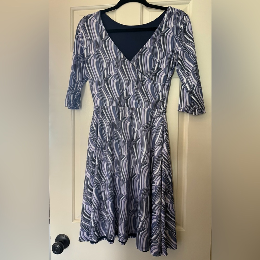 Betabrand Reversible Navy Blue and Purple Print Patterned Dress with pockets
